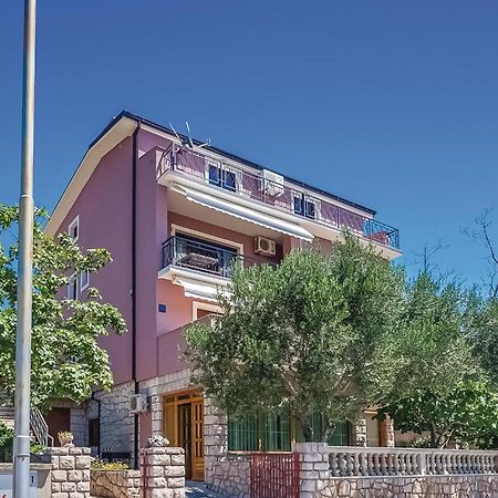 Cozy Apartment In Novi Vinodolski With Kitchen ภายนอก รูปภาพ