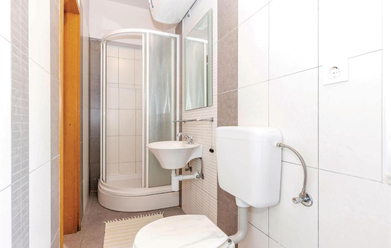 Cozy Apartment In Novi Vinodolski With Kitchen ภายนอก รูปภาพ